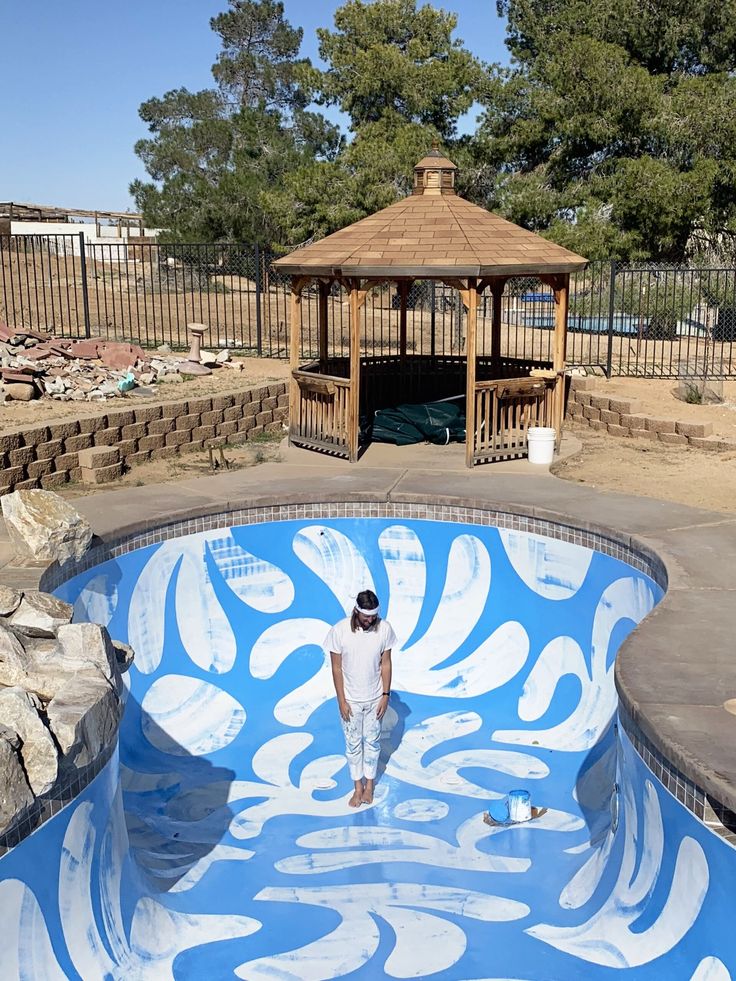 Building or Renovating a Pool? Expert Advice on Pool Tiles, Coping & More